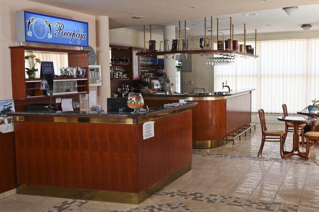 ApartHotel Bijeli Delfin Biograd Na Moru Buitenkant foto